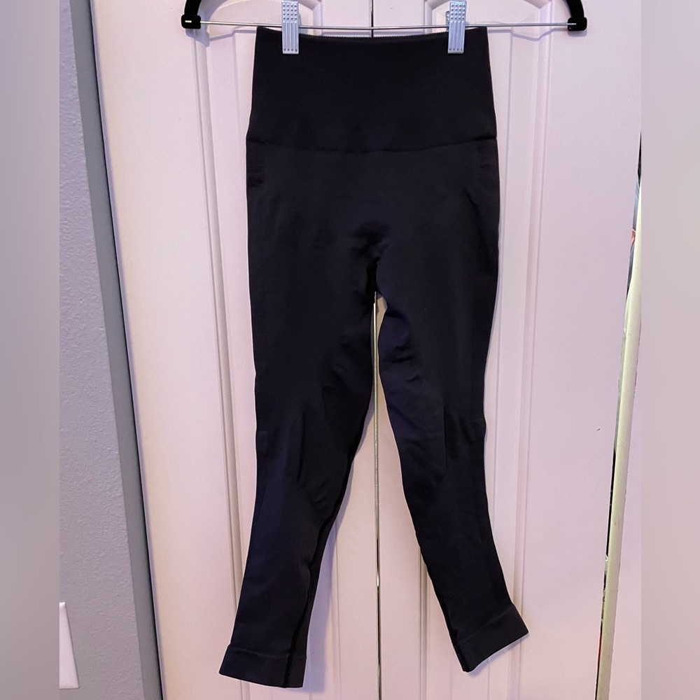 Lululemon leggings black